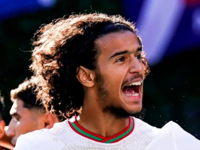 Arsenal target Ayyoub Bouaddi demands key role, Al Diraiyah bid £17m for Trossard