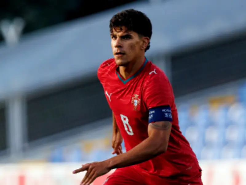 Arsenal Transfer News: Fernandes and Bouaddi Latest