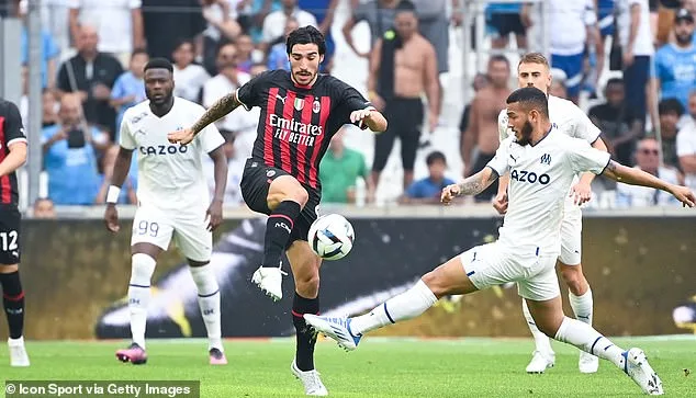 Arsenal Hold Talks with AC Milan Over Sandro Tonali Transfer