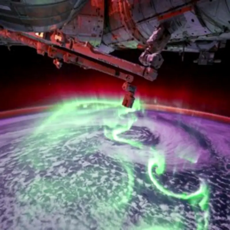 Astronaut Captures Stunning Aurora from ISS, Leaving Crew in Awe