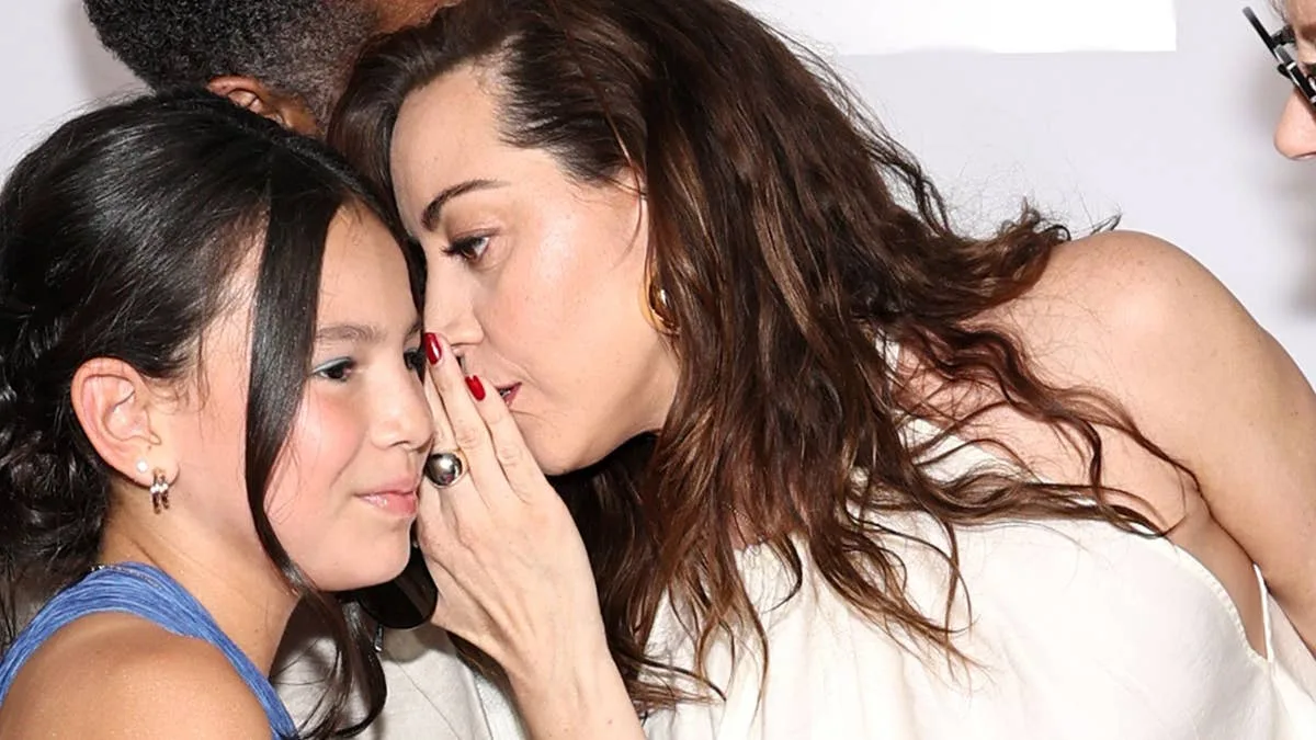 Aubrey Plaza Appears to Reveal Baby's Gender at Tribeca Festival Premiere