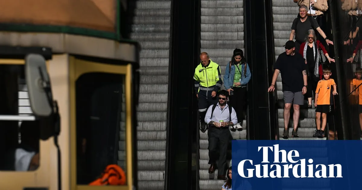 Australia Minimum Wage Rise 4.75% for 3 Million Workers