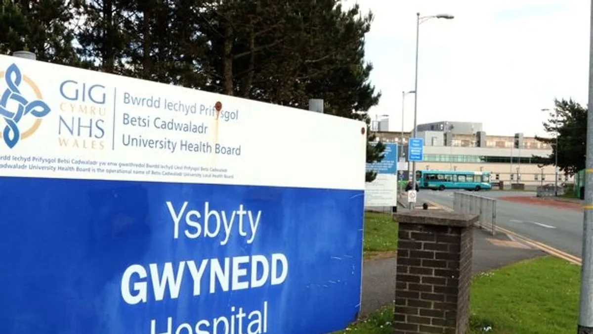 Baby Dies After Doctors Fail to Wake Mother for Observations