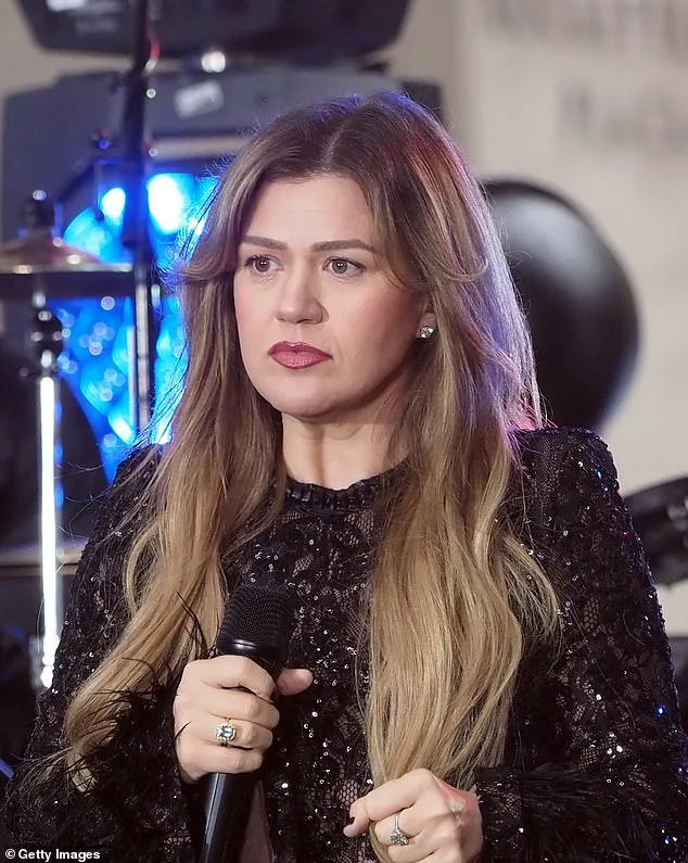 Kelly Clarkson Feels Guilt Over Ex-Husband Brandon Blackstock's Death Amid Cancer Battle