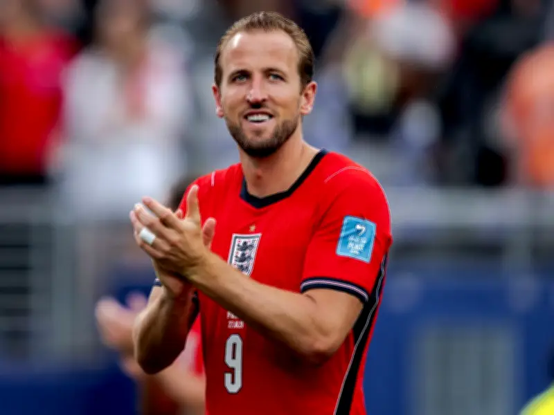 Barcelona launch sensational Harry Kane transfer move as Bayern Munich lay out stance