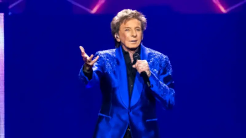 Barry Manilow: Beatles and Fans Got Me Through Lung Cancer in Triumphant Stage Return