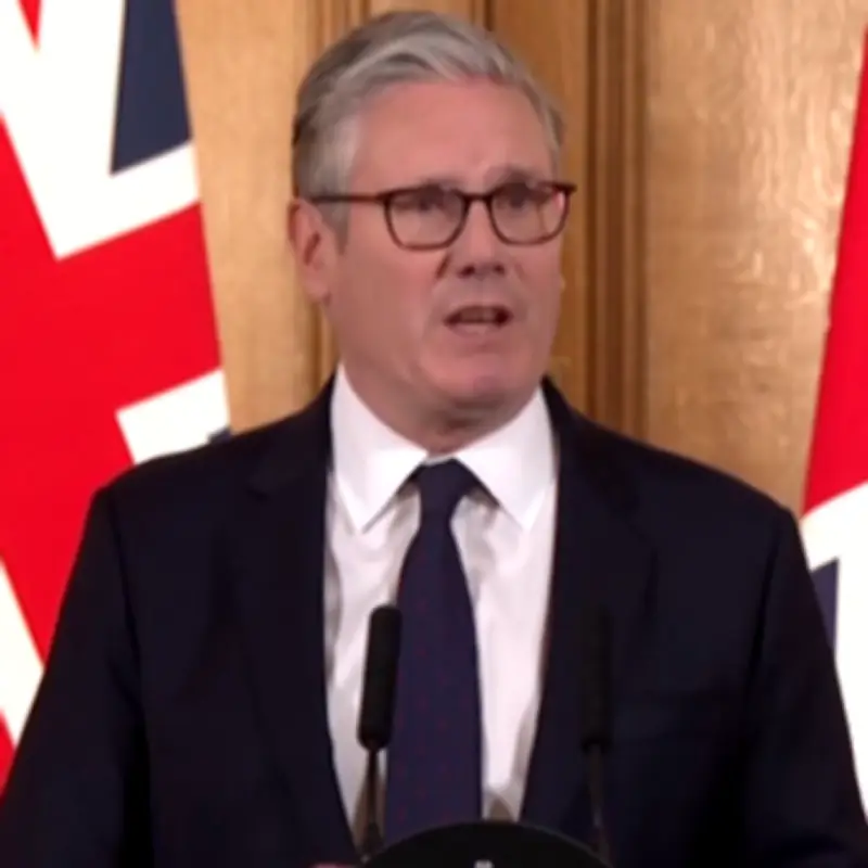 BBC Breakfast Guests in Tears as Starmer Announces Social Media Ban for Under-16s