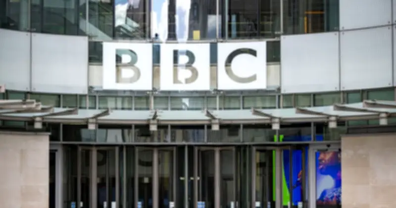 BBC Radio 4's Long-Wave Service Ends After Nearly 100 Years
