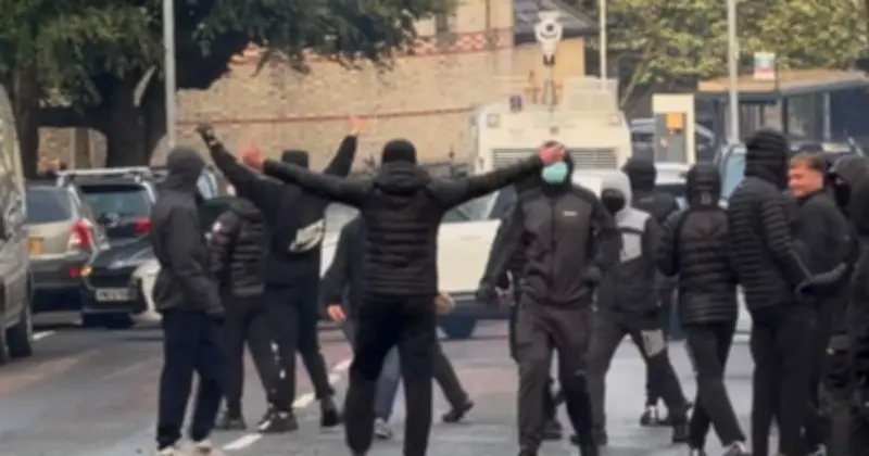 Belfast Gangs Go Door-to-Door Seeking Migrants: Terrified Residents Cry 'I'm White'