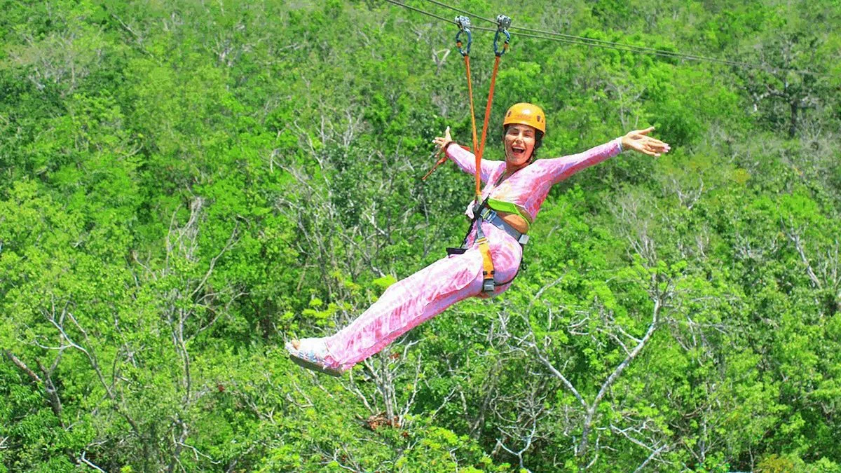 Benefit cheat caught ziplining in Mexico while claiming anxiety