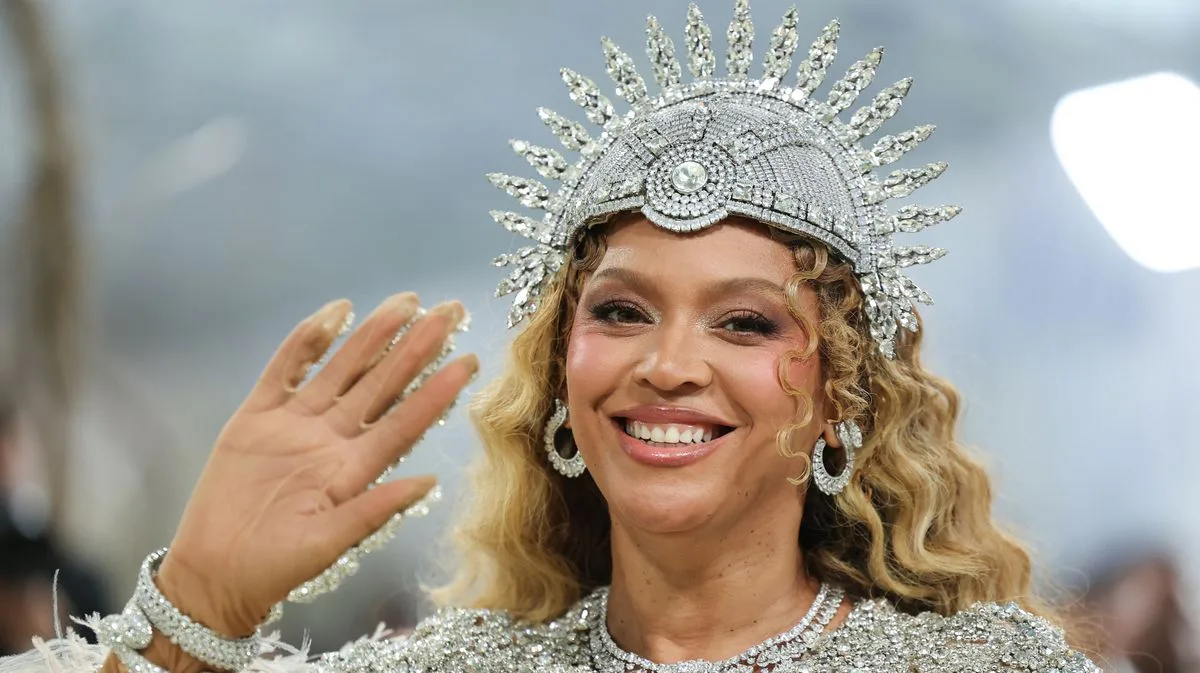 Beyoncé and Blake Lively's Met Gala Staff Treatment Compared
