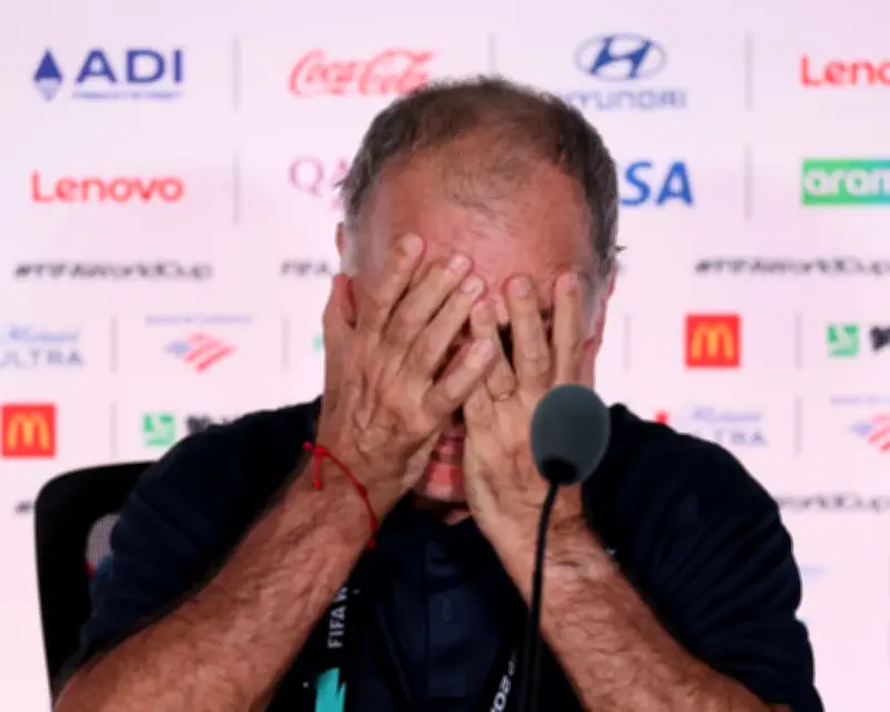 Bielsa Exits World Cup Admitting He Left Nothing to Uruguayan Football