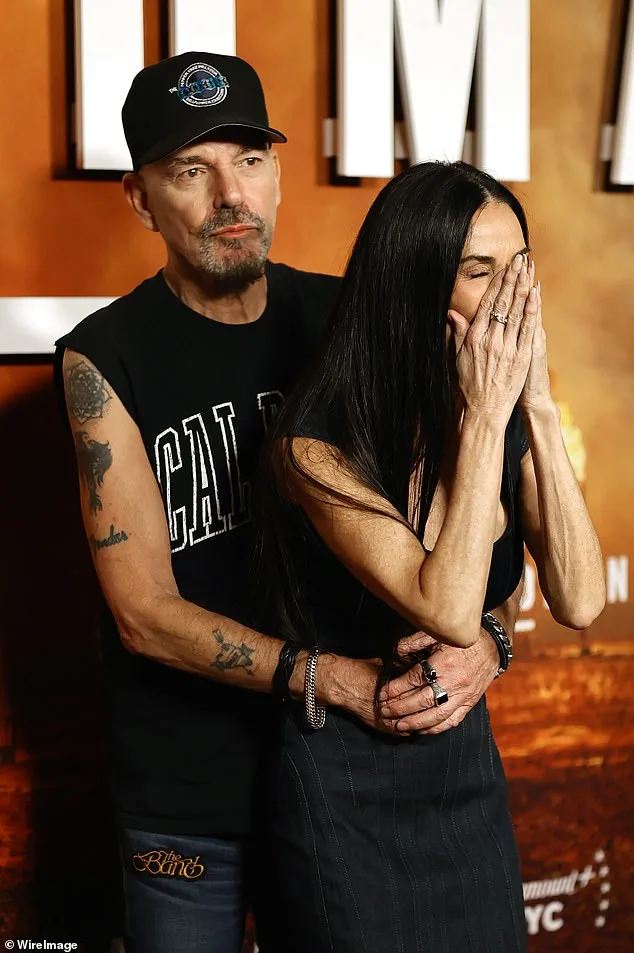 Billy Bob Thornton Recreates Iconic Pose with Demi Moore at Landman Premiere