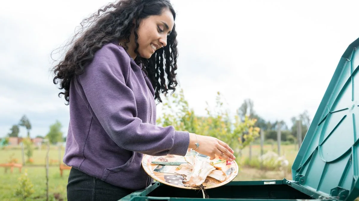 Binman's Advice: Tear Pizza Boxes in Half for Proper Recycling