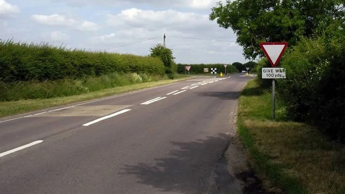 Black and White Road Sign Baffles UK Drivers