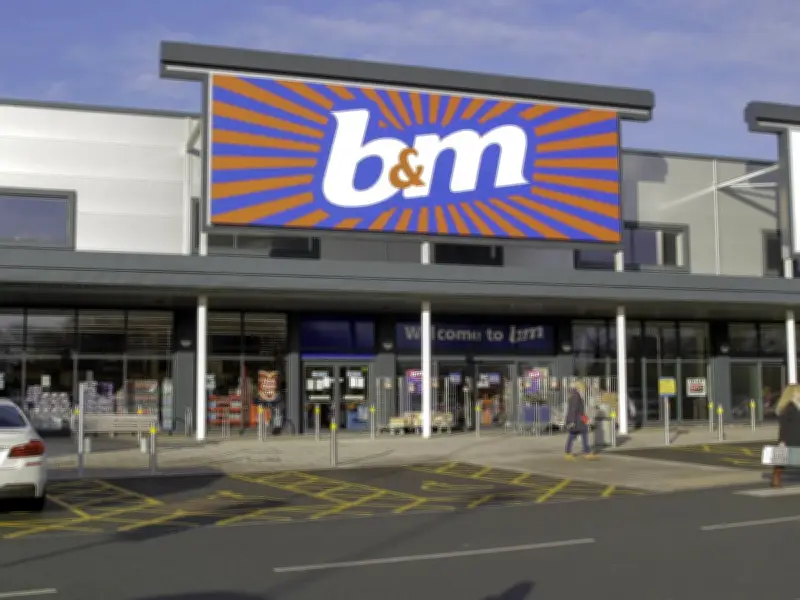 B&M Slashes Fan Price to £12 Amid UK Heatwave