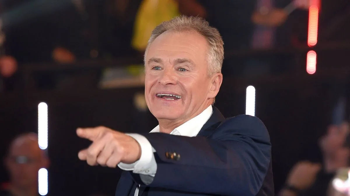Bobby Davro Cries With Relief After Prostate Cancer Diagnosis