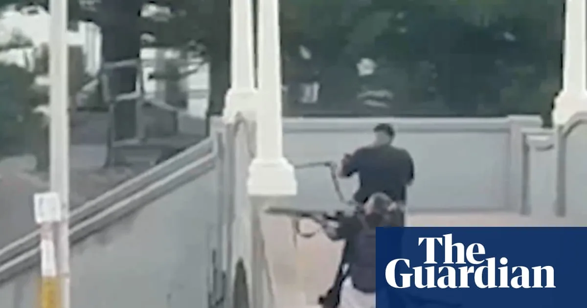Bondi Attack Gunmen Showed Military Training Signs, Police Investigate Philippines Trip