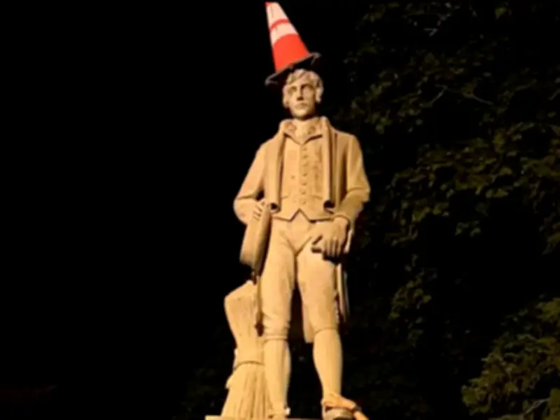 Boston Mayor Adopts Scottish Cone Tradition, Praises Tartan Army