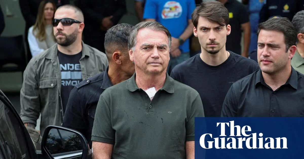 Bolsonaro to reduce prison sentence by reading books under Brazilian law