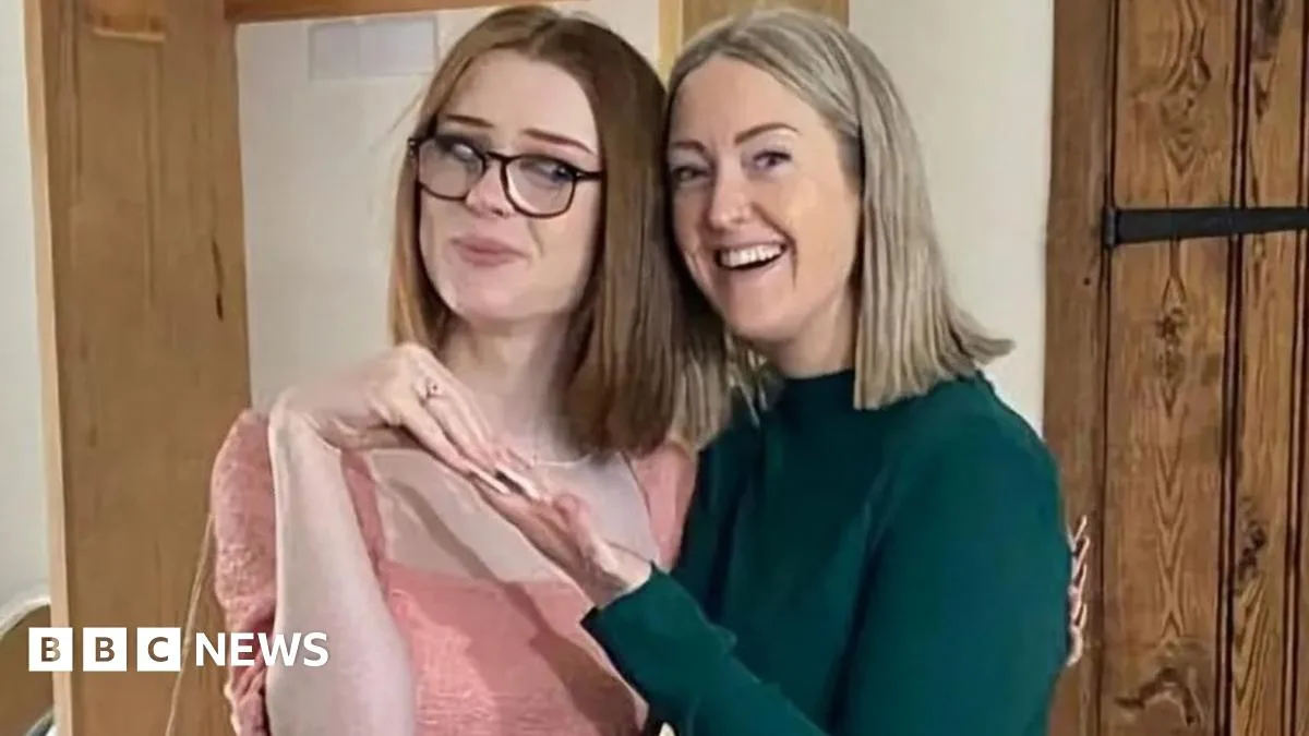 Brianna Ghey's Mother Backs Labour School Phone Ban
