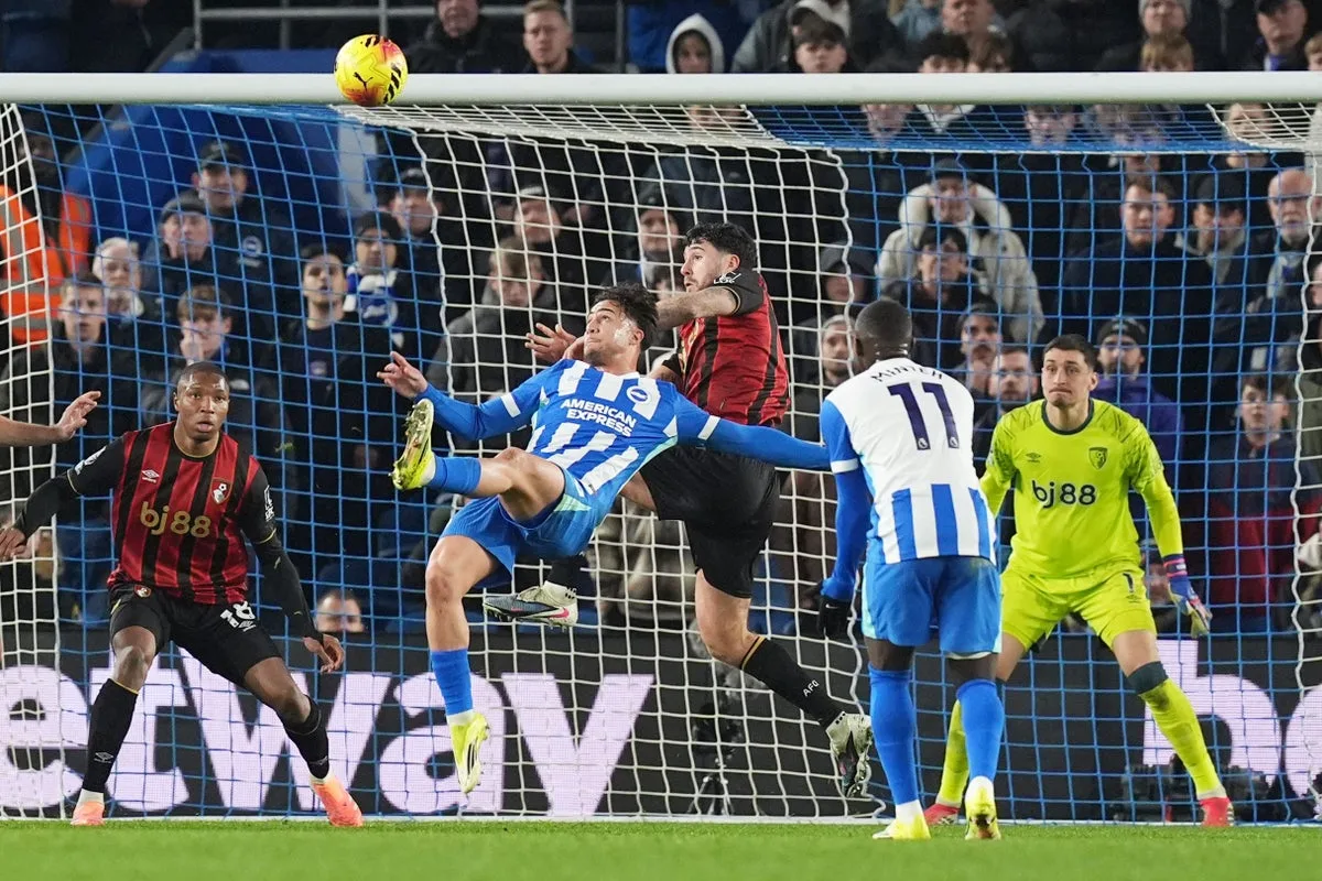 Kostoulas Bicycle Kick Earns Brighton Last-Gasp Draw