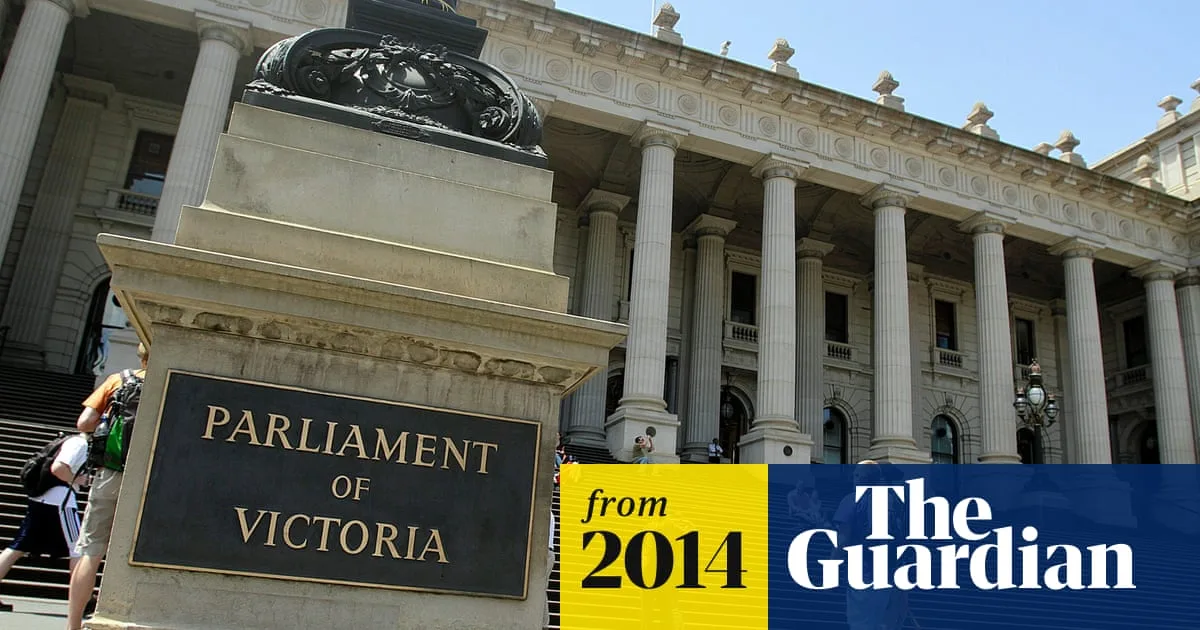 Brit Arrested in Melbourne for Trying to Grab Police Gun