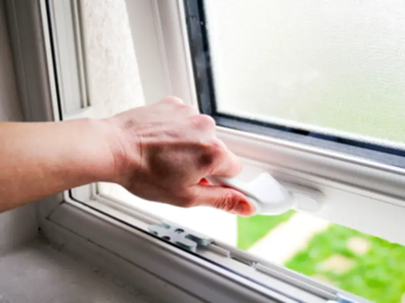 British Gas Shares Cheap Cooling Tip: Hang Damp Sheet for Cooler Homes