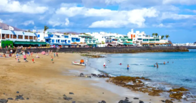 British Toddler Dies in Swimming Pool Accident in Lanzarote