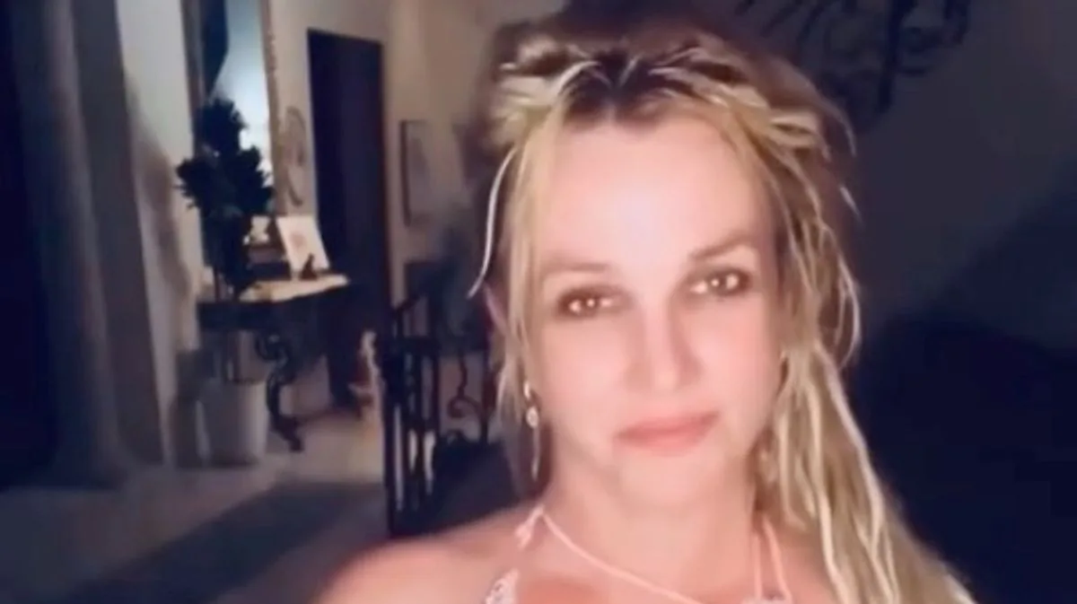 Britney Spears Shares Gruesome Knee Injury After Accusing Ex-Husband of Gaslighting