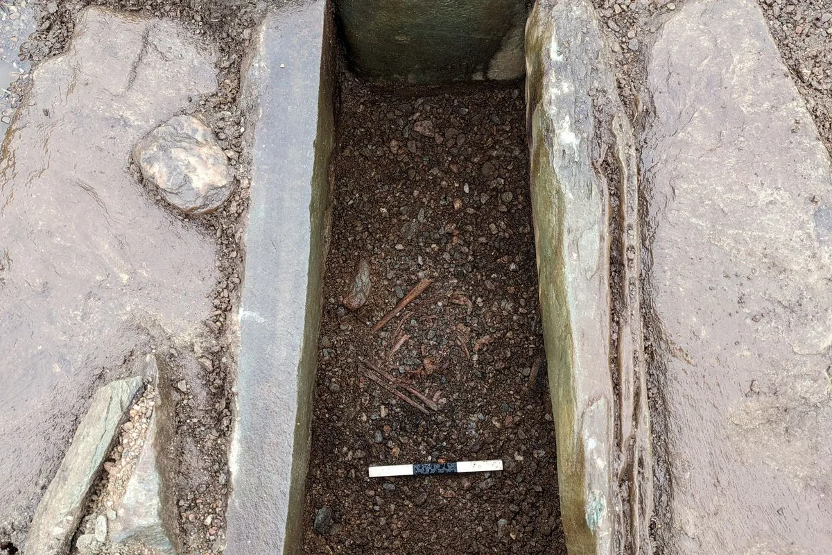 Bronze Age Remains of Two People Unearthed in Lost Bute Cist