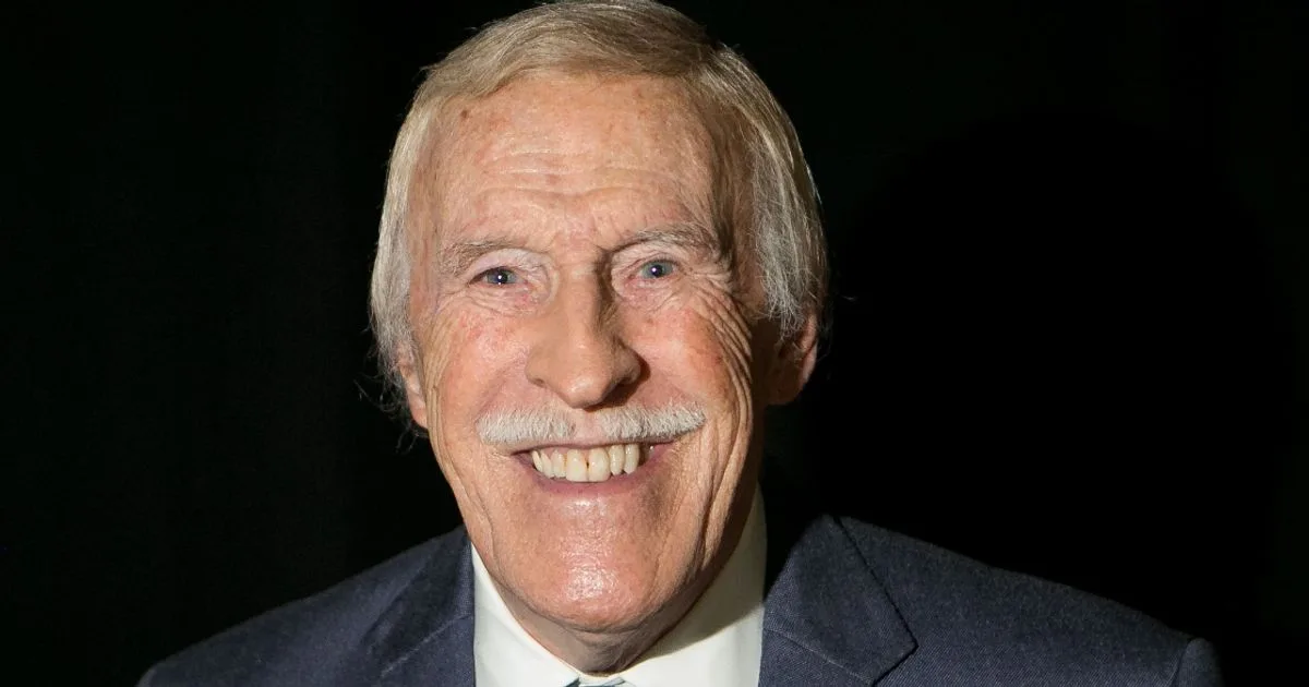 Inside Bruce Forsyth's Abandoned £5.7m Mansion Revealed