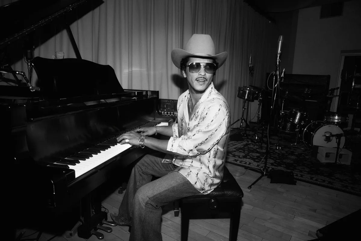 Bruno Mars Announces First Solo Album in a Decade and UK Tour