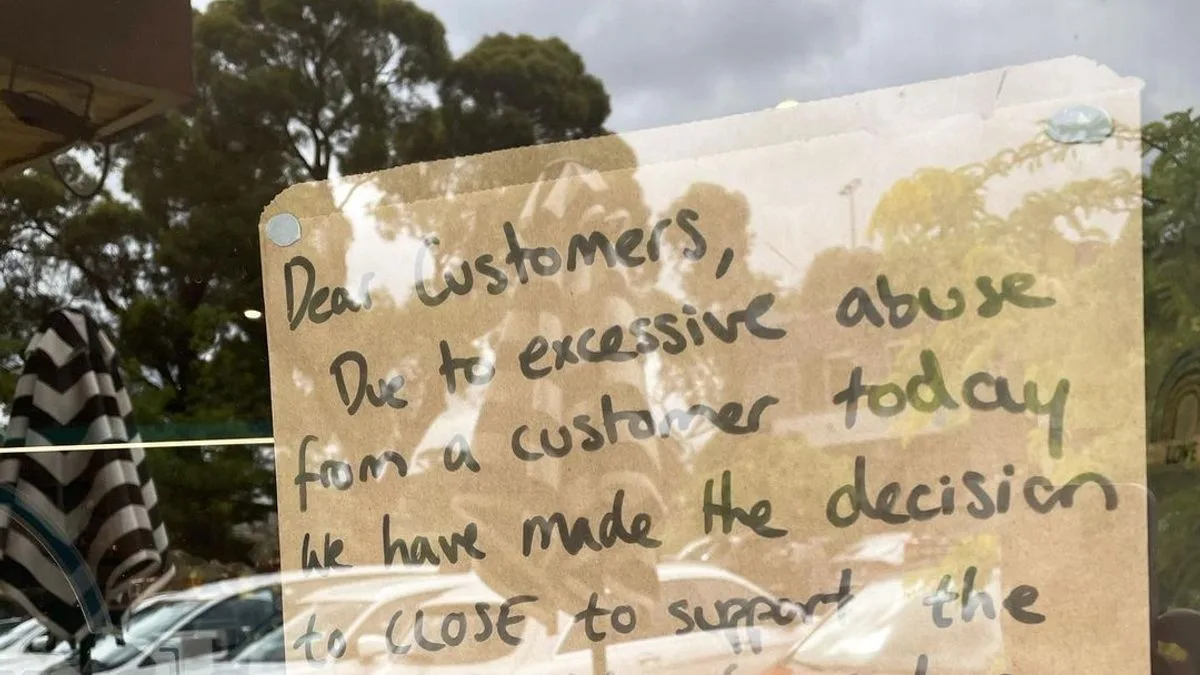 Cafe Owner Closes After Staff 'Broken' by Abuse Over Rice Colour