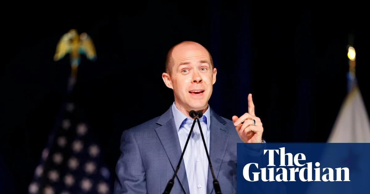 California Democrat Calls for End to 'Free-for-All' Primary to Protect Governor's Mansion