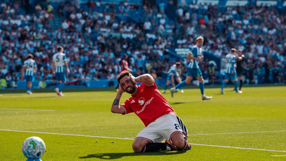 Carrick Hails Fernandes Influence At Man Utd