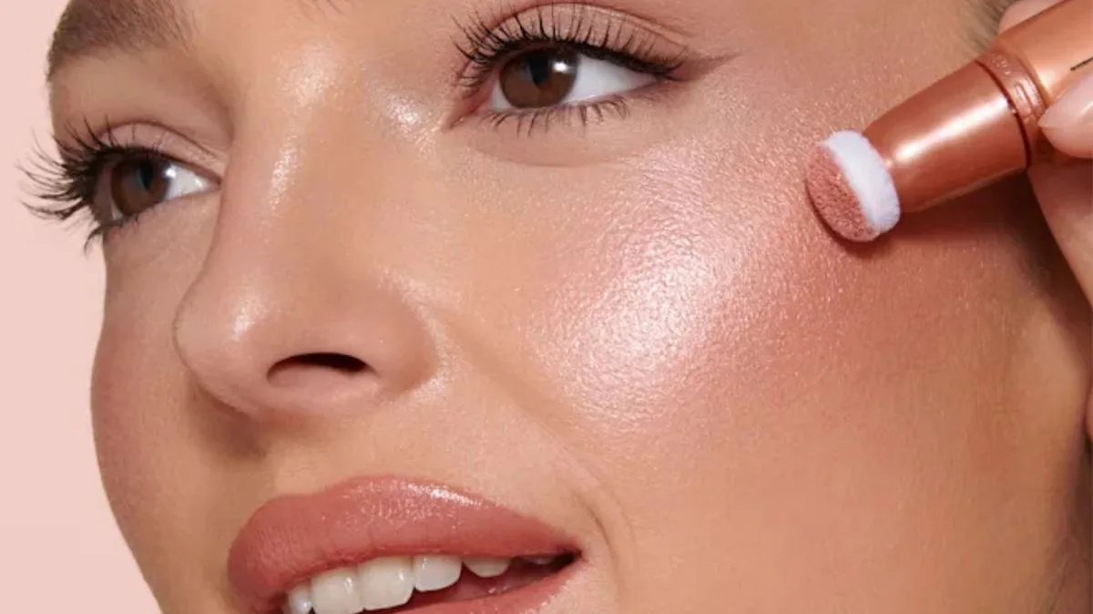 Charlotte Tilbury's Pinkgasm Wand Half Price At Boots