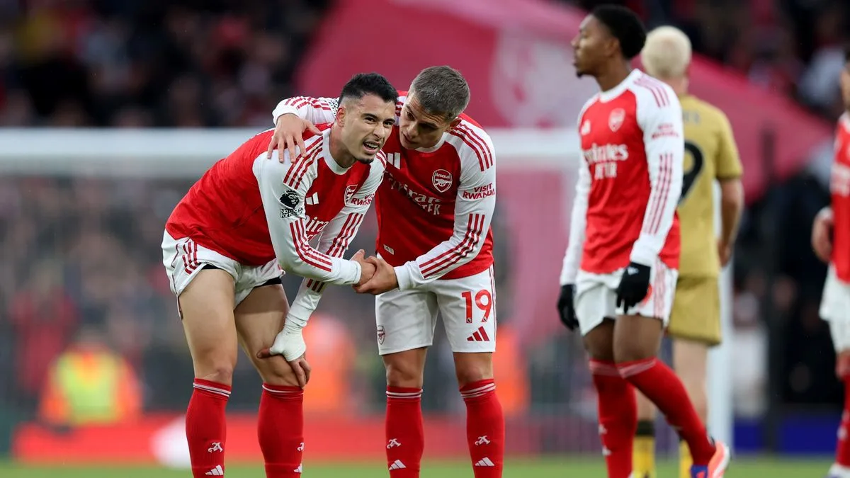 Arsenal Could Sell Eight Players to Fund Morgan Rogers and Julian Alvarez Transfers