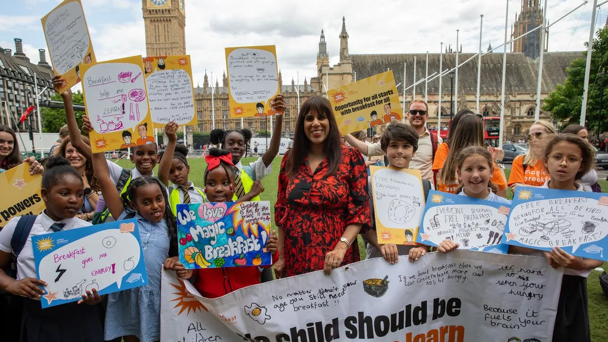 Child Poverty At Unbearable Levels Warn UK Doctors