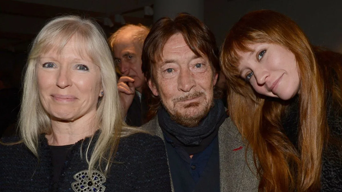 Chris Rea's Final Gift: Song Rights to Wife After Cancer Diagnosis
