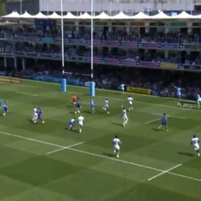Christ Tshiunza stuns with wonder-try in message to Steve Tandy