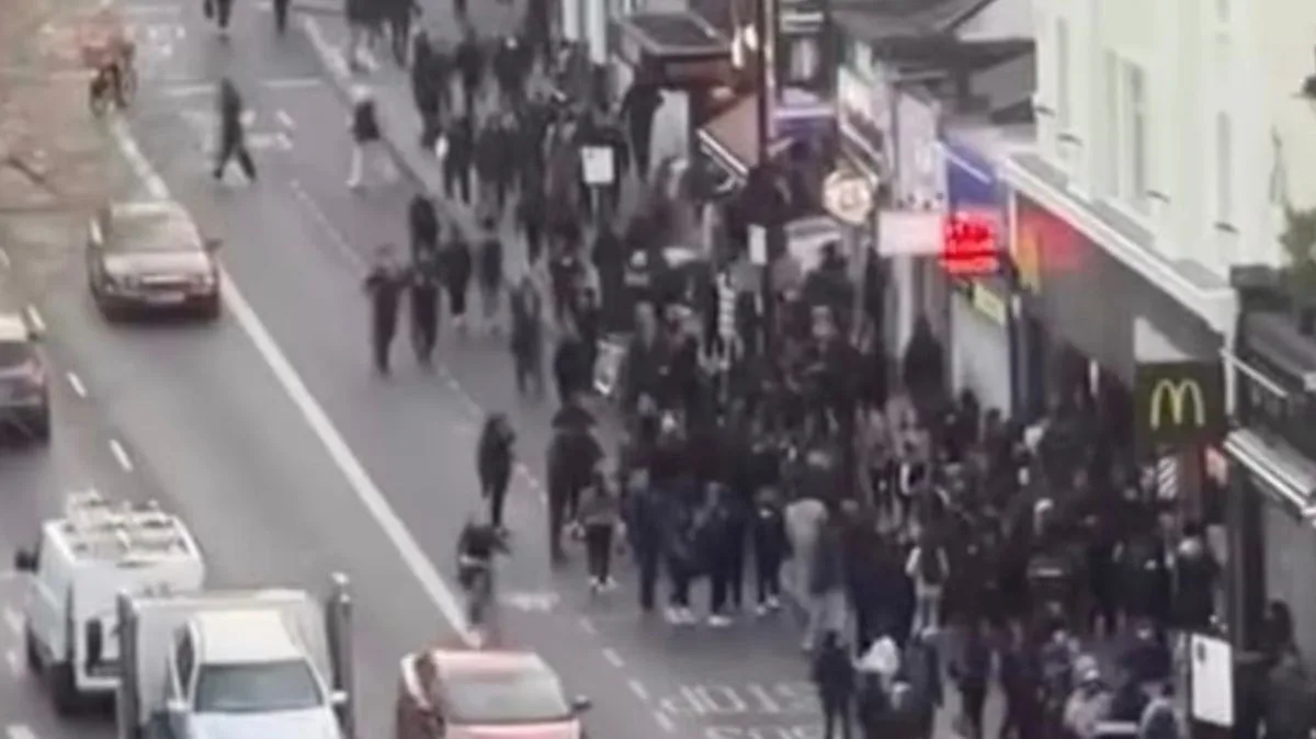 Clapham Easter Disturbance: Youths Run Riot, Families Barricade in Shops