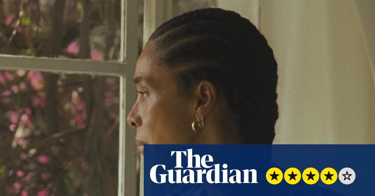 Clarissa review – Sophie Okonedo mesmerises in Woolf film set in Nigeria