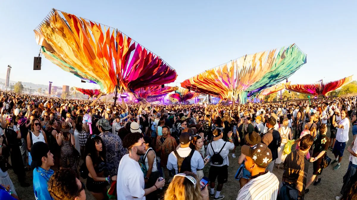 British Festivalgoer Shocked by $9 Water Bottle at Coachella