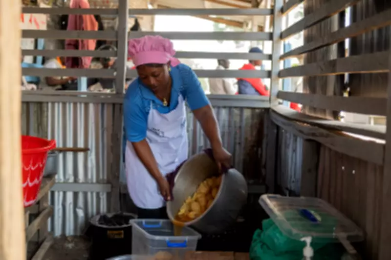 Congo Ebola Volunteers Cook Meals for Patients and Health Workers