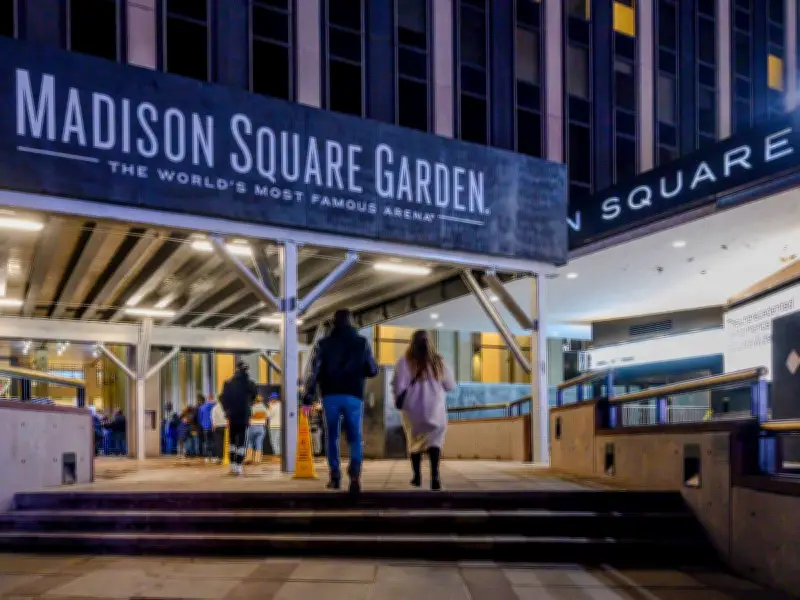 Connecticut father dies after 150ft fall at Madison Square Garden concert