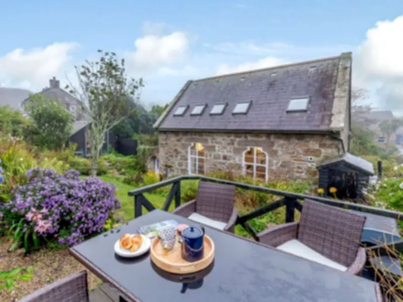 Cornish Holiday Home Near Beaches with Summer Availability Discounted