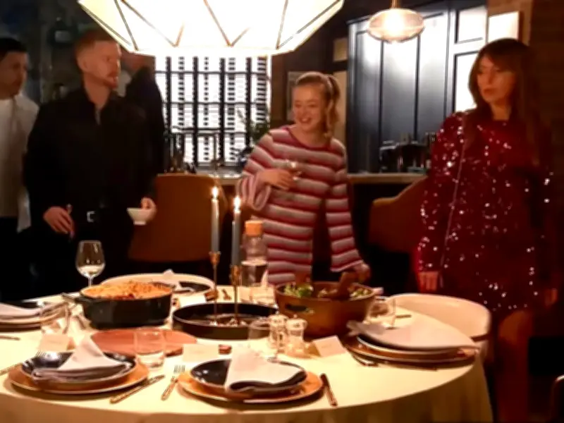 Coronation Street fans distracted by 'feisty' Maria at dinner party drama