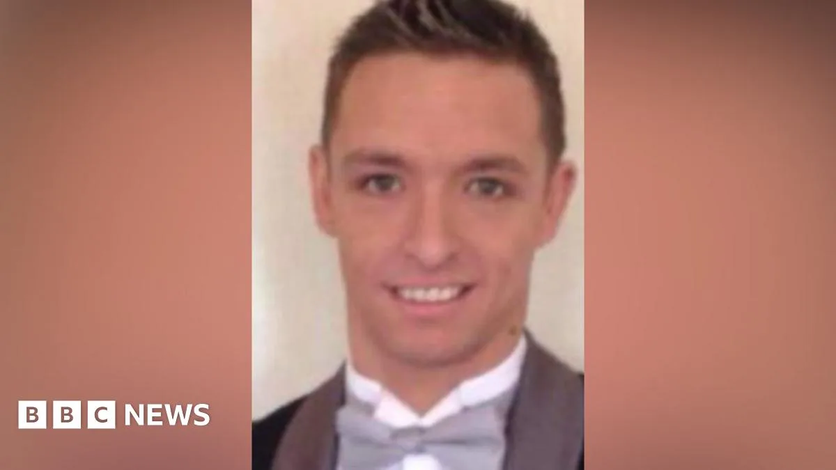 No Charges After Death of Drag Queen Darren Moore