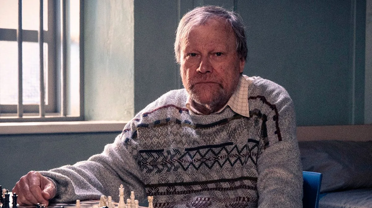 Coronation Street Fans Question Roy's Swift Prison Release